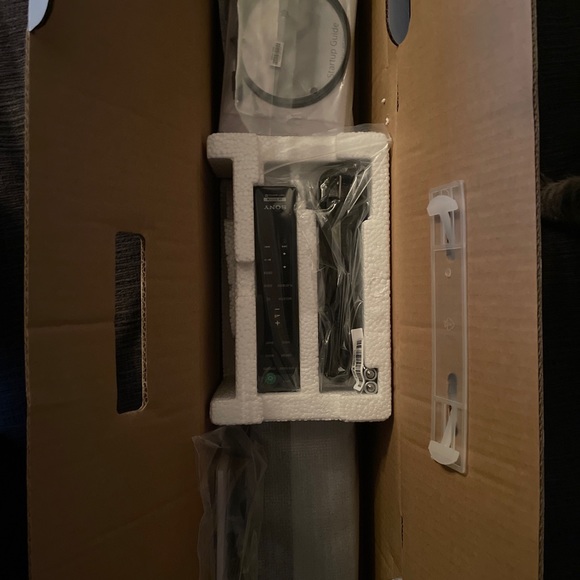 Perfect with any smart tv - Picture 10 of 11